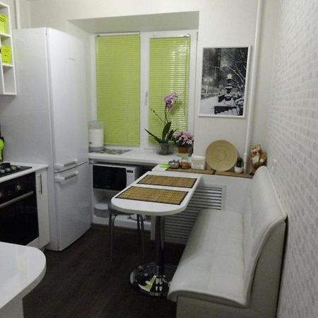 Apartament 1 Комн Кв, Рядом С Магазином Атб Czerkasy Zewnętrze zdjęcie